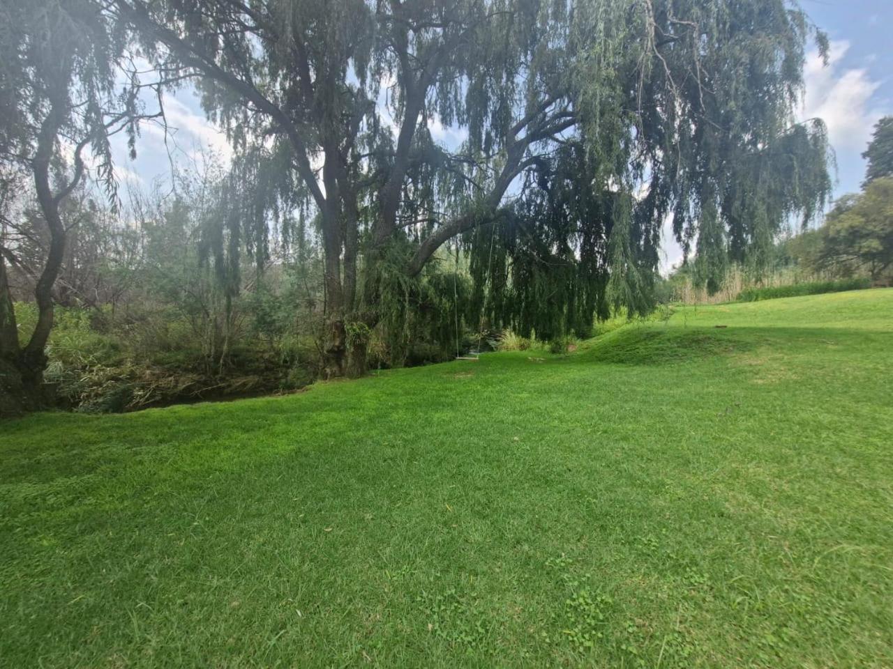 Valley Of The Rainbow Fly Fishing Estate Dullstroom Exterior photo